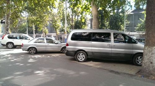 違章停車被拖壞，就該自認(rèn)倒霉？告訴車主如何獲得賠償